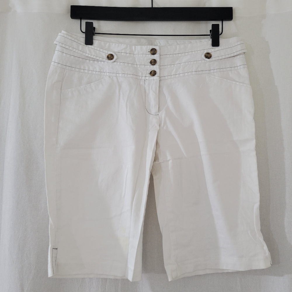 Stooshy White Shorts Juniors Size 11